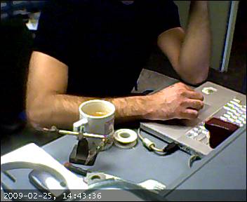 1235590916.jpg 